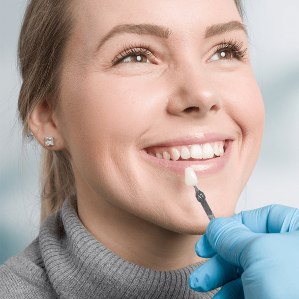 العلاج - تقويم الأسنان البلاتيني